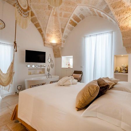 Apulia Charming Suites - Casa Rossa Suite Perla E Suite Corallo Savelletri Exterior photo