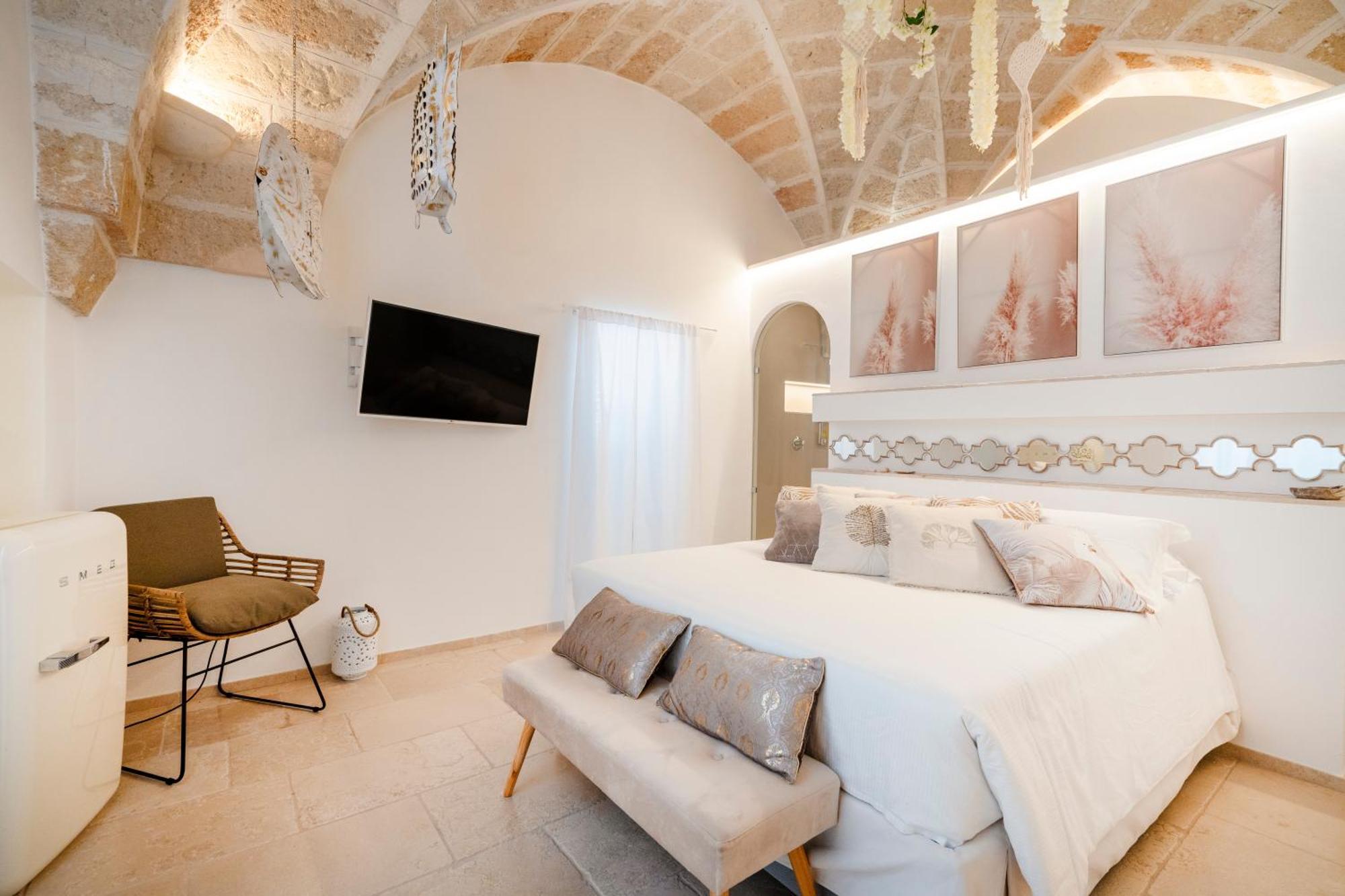 Apulia Charming Suites - Casa Rossa Suite Perla E Suite Corallo Savelletri Exterior photo